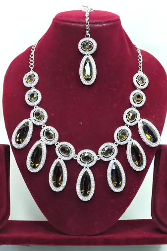 Green designer premium festive wear necklace set