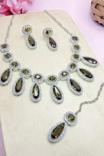 Green designer premium festive wear necklace set