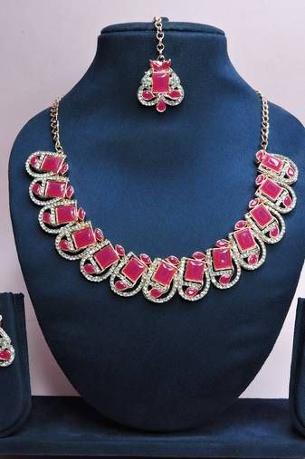 Red designer premium festive wear necklace set