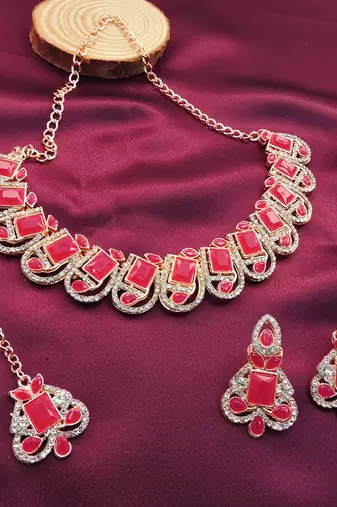 Red designer premium festive wear necklace set