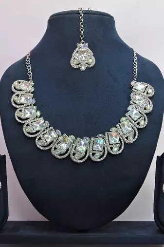 Multicolor designer premium festive wear necklace set