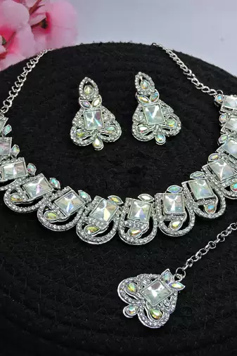Multicolor designer premium festive wear necklace set