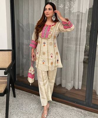 Cream cos moss embroidered kurta palazzo set with real mirror & sequin work 1