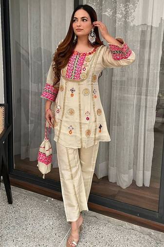 Cream cos moss embroidered kurta palazzo set with real mirror & sequin work