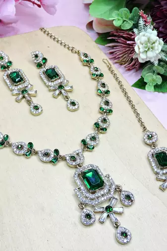Green designer premium festive wear necklace set