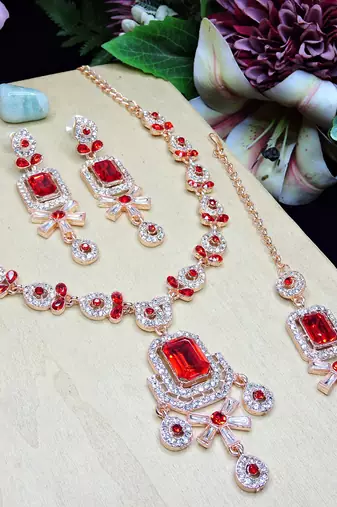 Red designer premium festive wear necklace set