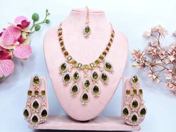 Green designer premium festive wear necklace set 1