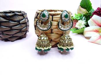 Green designer premium festive wear necklace set 3