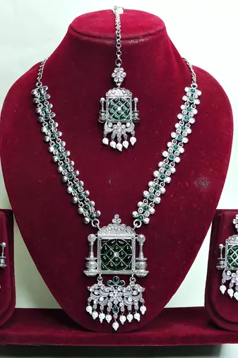 Green designer premium festive wear necklace set