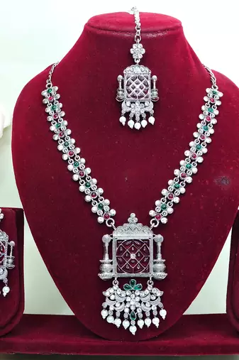 Multicolor designer premium festive wear necklace set