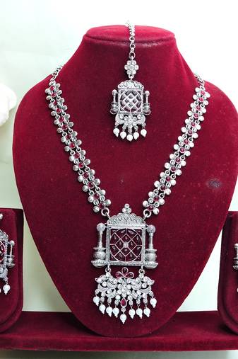 Red designer premium festive wear necklace set