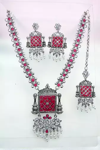 Red designer premium festive wear necklace set