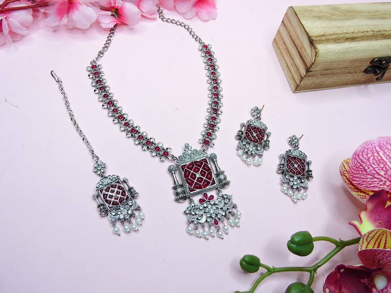 Red designer premium festive wear necklace set
