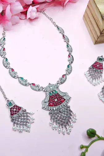 Multicolor designer premium festive wear necklace set