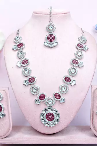 Red designer premium festive wear necklace set
