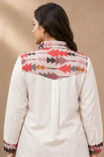 Pink geometric printed linen collared shirt for women