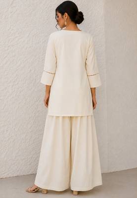 White solid pleated cotton shirt style tunic & trouser co-ord set for women 3