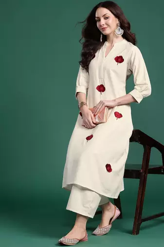 Women Floral Embroidered Thread Work Pure Cotton Republic Day Kurta with Palazzos