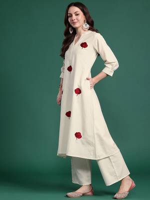 Women Floral Embroidered Thread Work Pure Cotton Republic Day Kurta with Palazzos 3