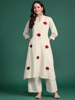 Women Floral Embroidered Thread Work Pure Cotton Republic Day Kurta with Palazzos 5