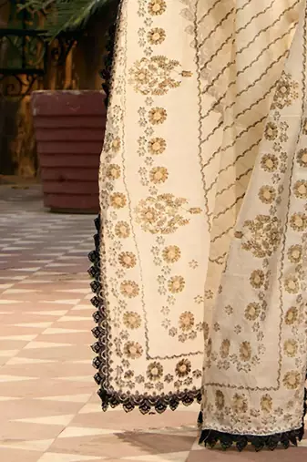 Floral Embroidered Regular Thread Work  Cotton Kurta with Trousers & Dupatta