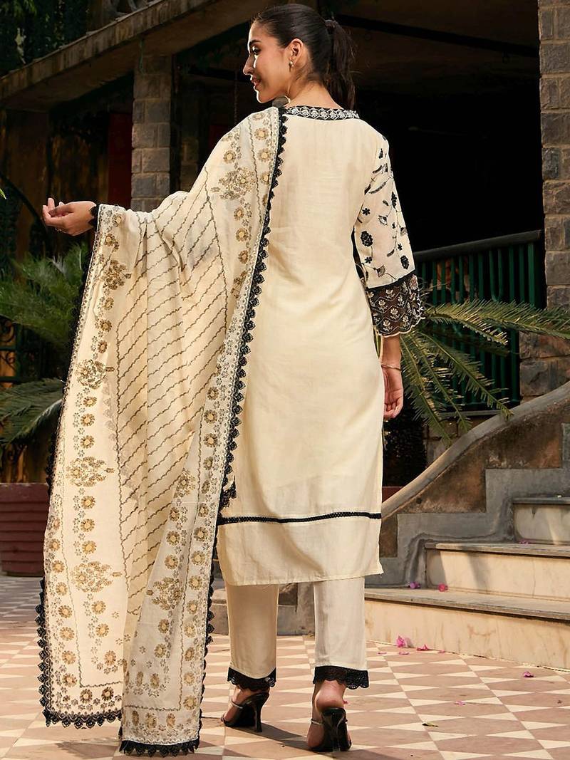 Floral Embroidered Regular Thread Work  Cotton Kurta with Trousers & Dupatta