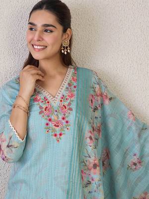 Women Floral Embroidered Linen Kurta with Trousers & Dupatta 1