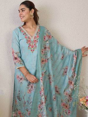 Women Floral Embroidered Linen Kurta with Trousers & Dupatta 6