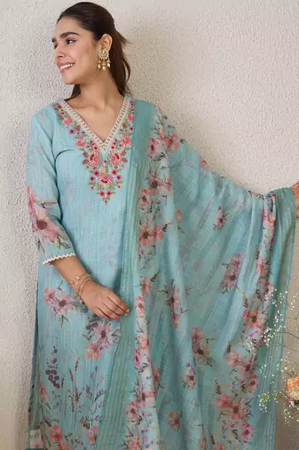 Women Floral Embroidered Linen Kurta with Trousers & Dupatta