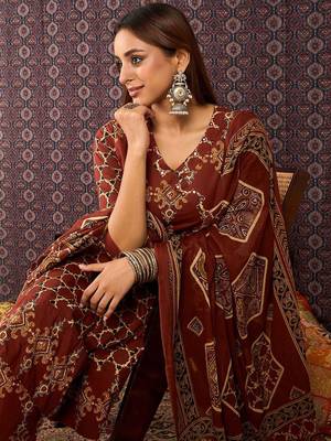Women Ethnic Motifs Printed Pure Cotton Kurta with Trousers & Dupatta 6
