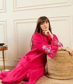 Women Magenta Kurta Sets