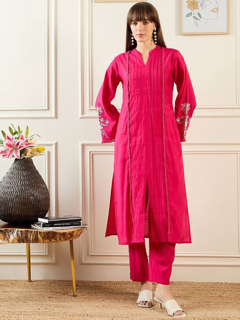 Women Magenta Kurta Sets