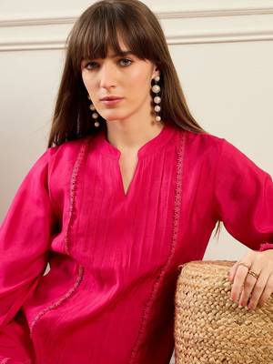Women Magenta Kurta Sets 3