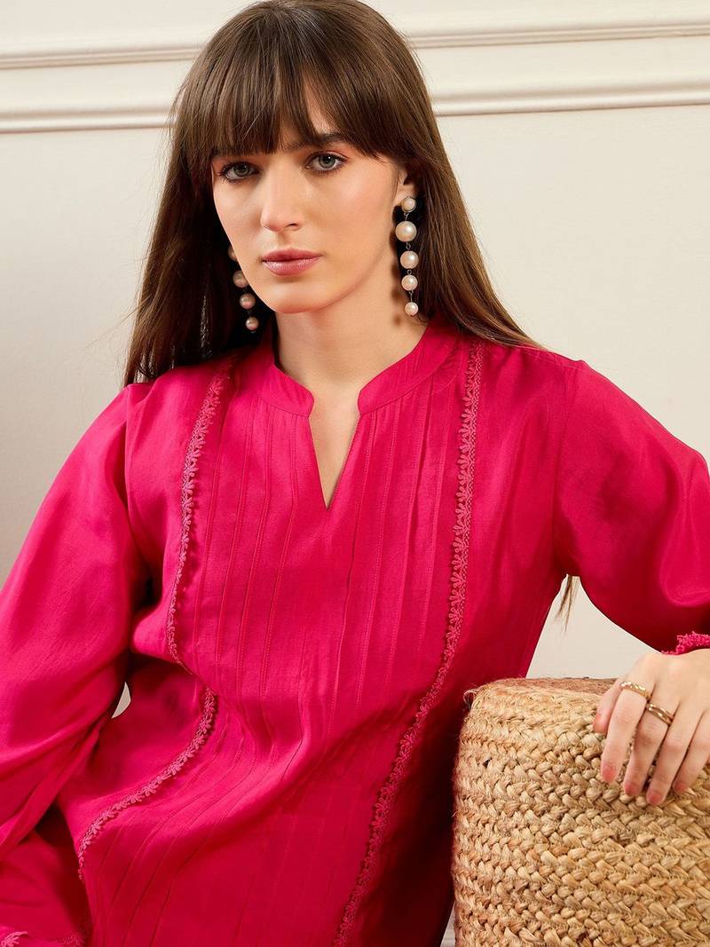 Women Magenta Kurta Sets