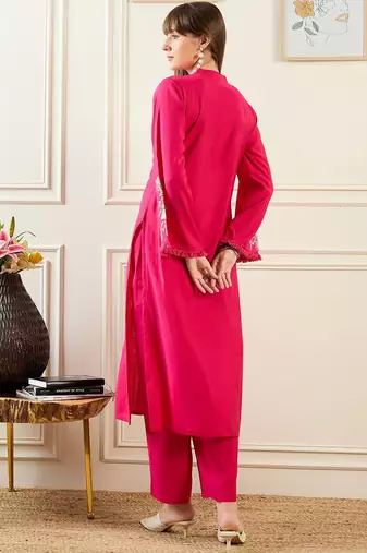 Women Magenta Kurta Sets