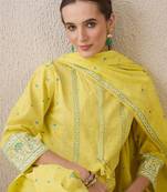 Floral Printed Mandarin Collar Beads Stones Pure Cotton Kurta Trousers & Dupatta