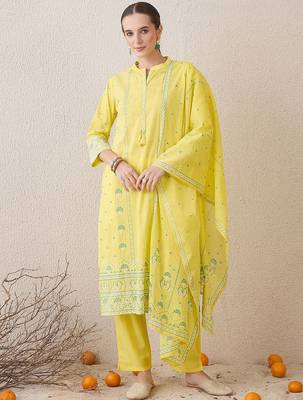 Floral Printed Mandarin Collar Beads Stones Pure Cotton Kurta Trousers & Dupatta 2