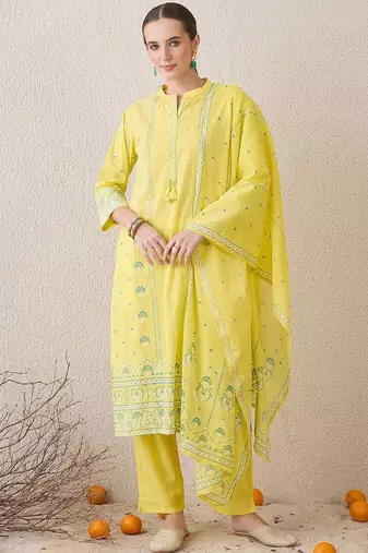 Floral Printed Mandarin Collar Beads Stones Pure Cotton Kurta Trousers & Dupatta