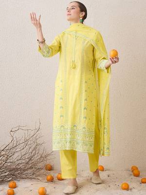 Floral Printed Mandarin Collar Beads Stones Pure Cotton Kurta Trousers & Dupatta 6