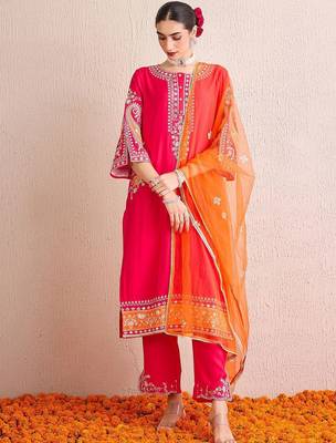 Women Ethnic Motifs Embroidered Regular Kurta with Trousers & With Dupatta 7