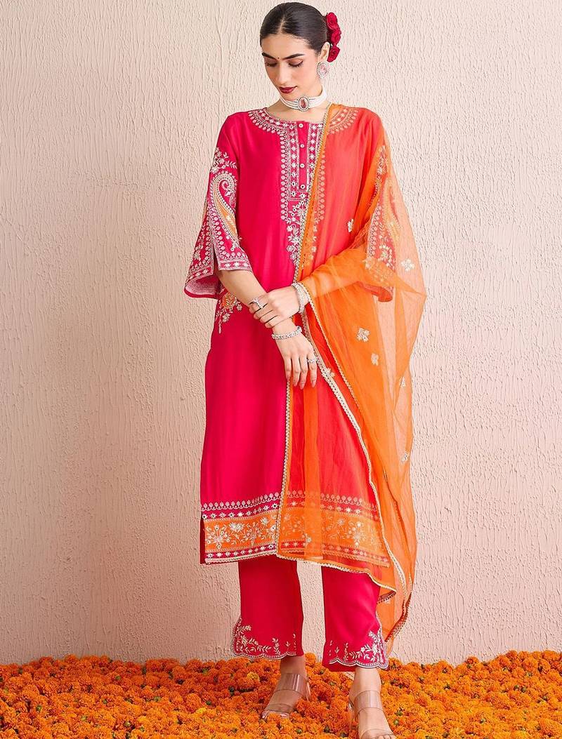 Women Ethnic Motifs Embroidered Regular Kurta with Trousers & With Dupatta