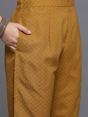 Women Floral Yoke Design Regular  Cotton Kurta with Trousers & With Dupatta 3