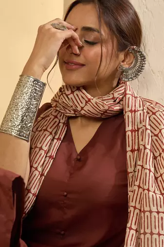 Women Regular Kurta with Trousers & Dupatta