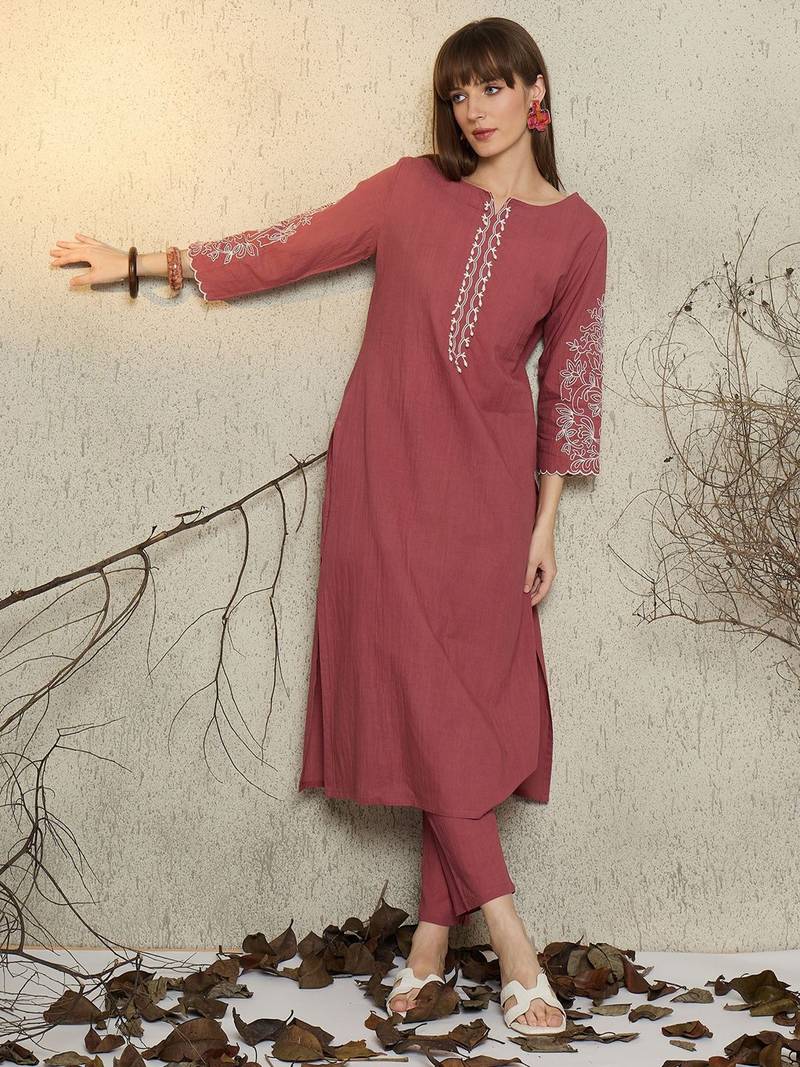 Women Ethnic Motifs Embroidered Thread Work  Cotton Kurta with Trousers