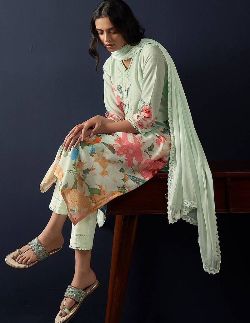 Floral Printed Regular Linen Straight Kurta With Trousers & Dupatta