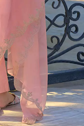 Ethnic Motifs Embroidered Zari Straight Kurta With Trousers & Dupatta