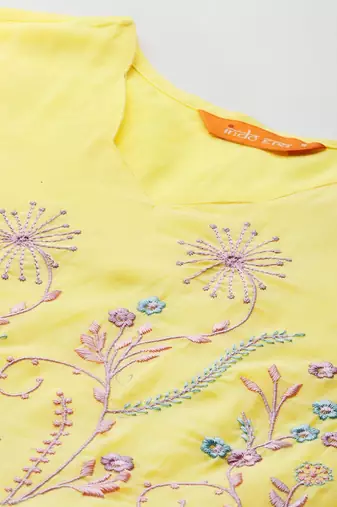 Floral Embroidered Thread Work Pure Cotton Kurta with Trousers & With Dupatta