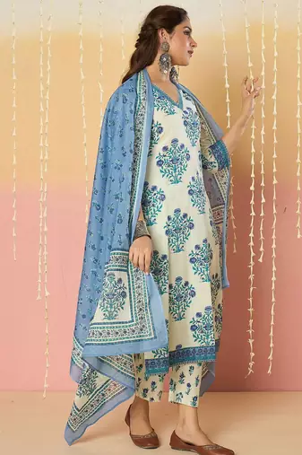 Women Floral Printed Regular Pure Cotton Kurta with Trousers & With Dupatta