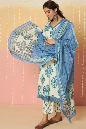 Women Floral Printed Regular Pure Cotton Kurta with Trousers & With Dupatta