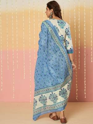 Women Floral Printed Regular Pure Cotton Kurta with Trousers & With Dupatta 7